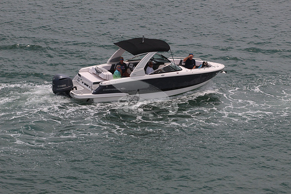 Chaparral.black.bowrider.one yamaha.1