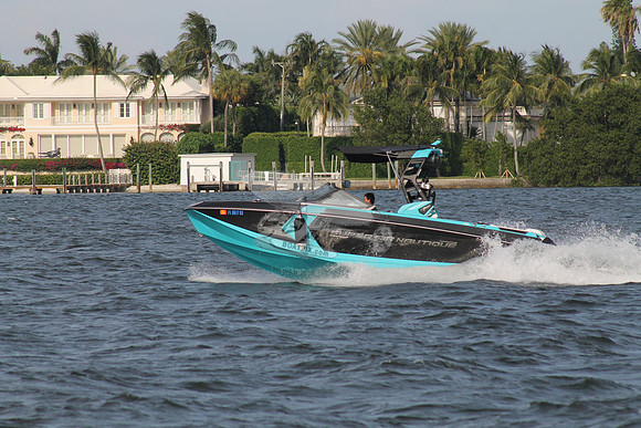 FL0677SS.2306