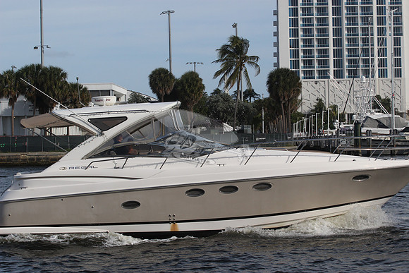 AGAPI.FT. LAUD. FL.REGAL.03