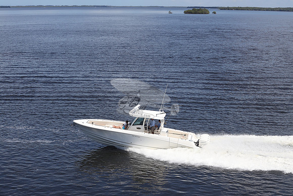 boston whaler.350 outrage.3 merc.18