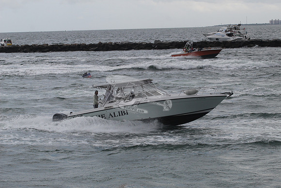 FL0330PN.ALIBI.03