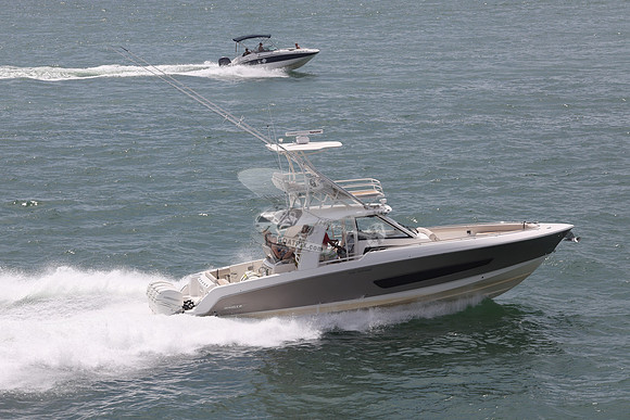 Boston Whaler.420 outrage.cape coral.27