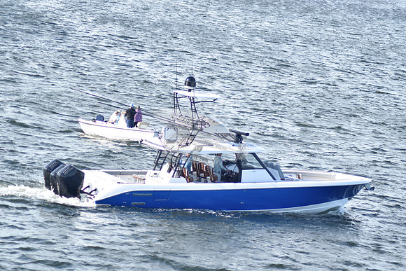 everglades 455 cc.blue hull.2415