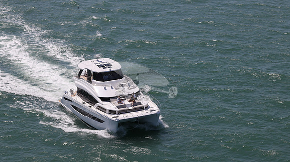 AQUILA YACHT.47