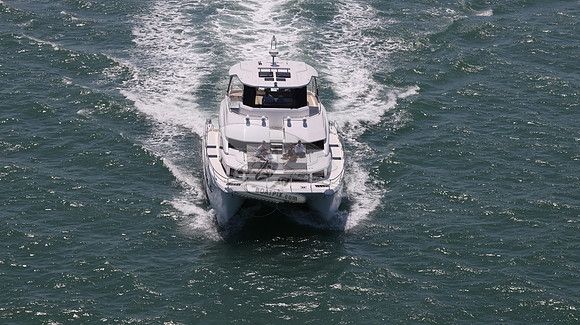 AQUILA YACHT.44