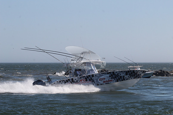 asg pyy marine wrapped boat.7913