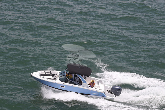 chaparral.blue.bowrider.11