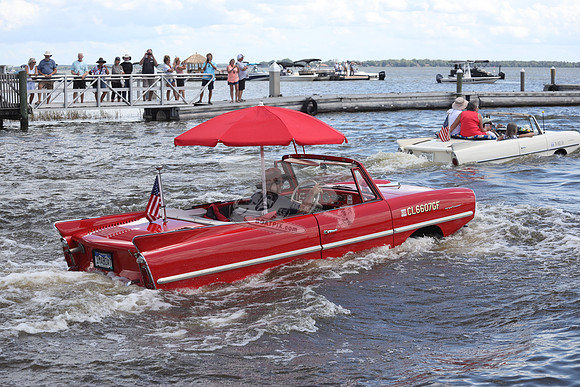 CL6607GF.IMABOAT.RED AMPHICAR.0106