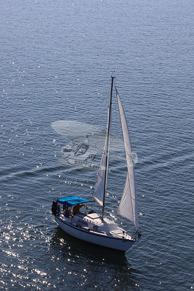 95.24.sailboat.03