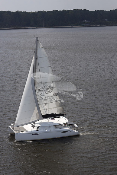 00000.CATAMARAN.019