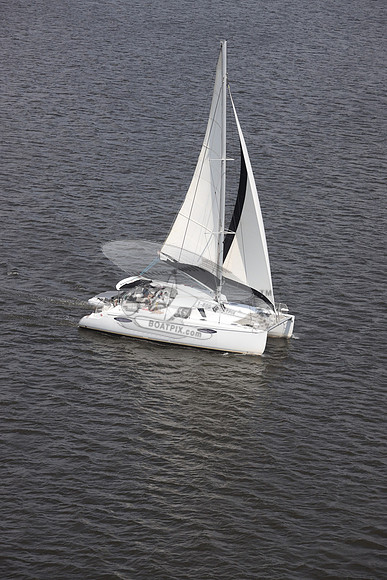 00000.CATAMARAN.067