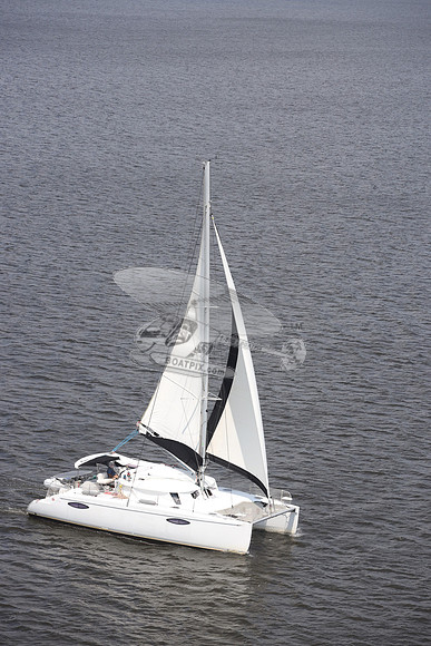 00000.CATAMARAN.062