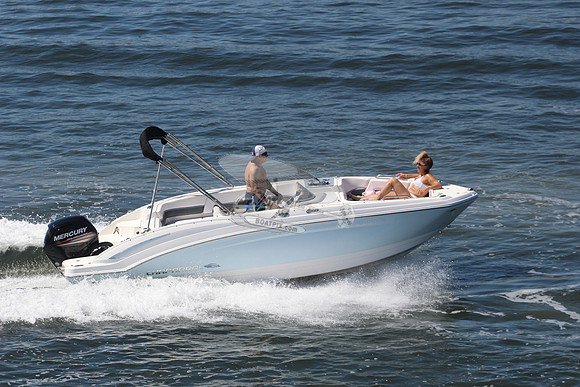 chaparral.blue hull.5940