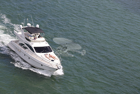 azimut.miami fl.8477