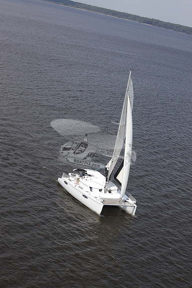 00000.CATAMARAN.049