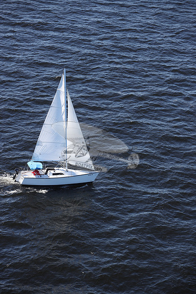 00000.fl0473sw.dawn treader.5525