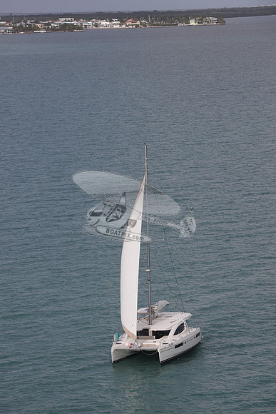 00000.blue moon.48 foot. 01