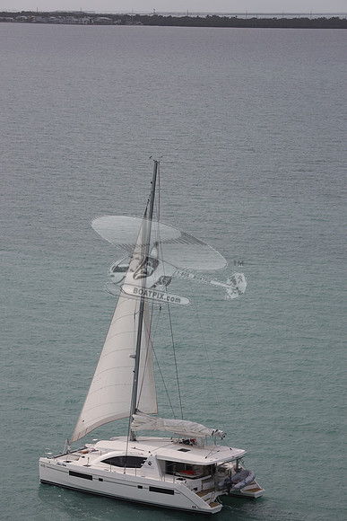 00000.blue moon.48 foot. 13