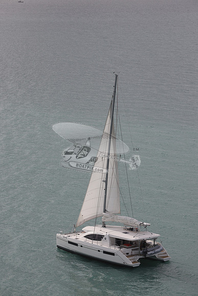 00000.blue moon.48 foot. 16
