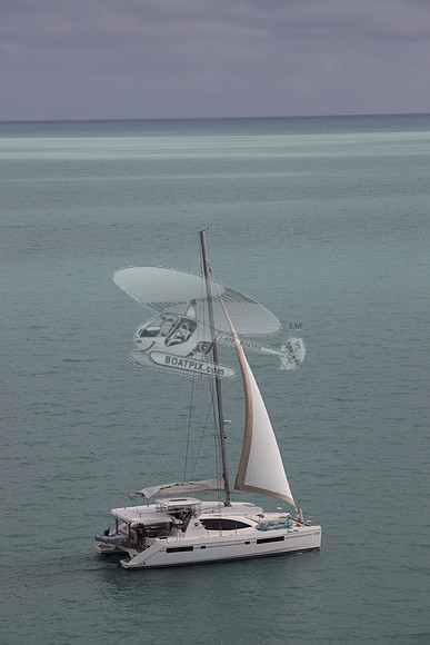 00000.blue moon.48 foot. 27
