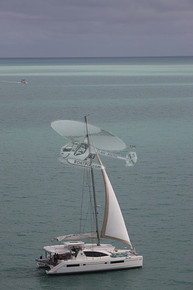 00000.blue moon.48 foot. 30