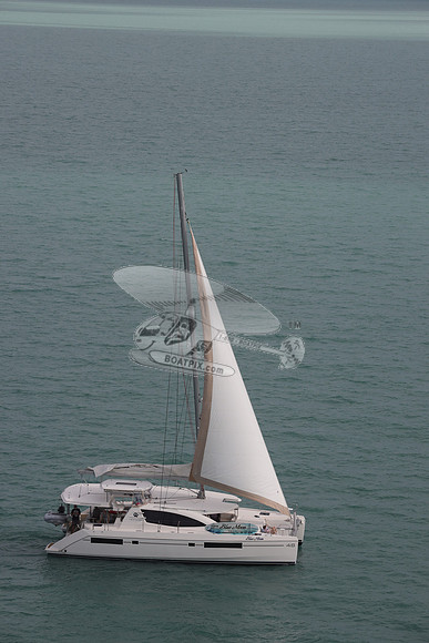 00000.blue moon.48 foot. 33