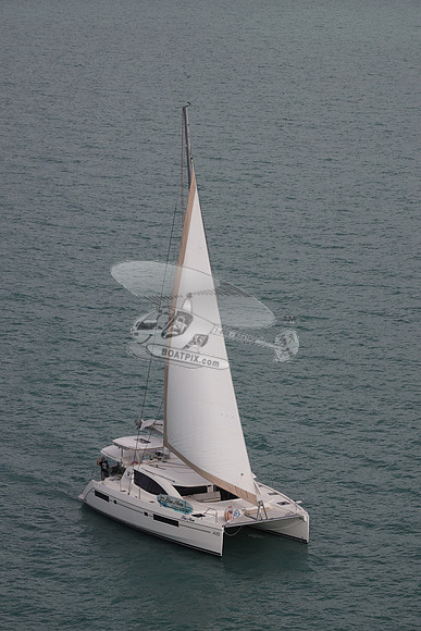 00000.blue moon.48 foot. 37