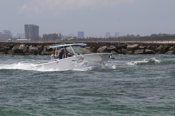BLACKFIN.08