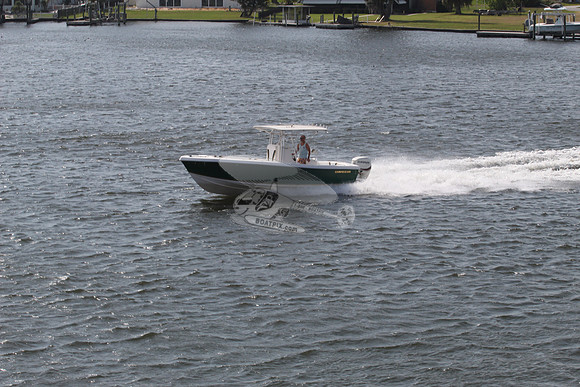 Competition.green.evinrude.09