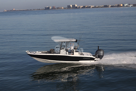 crevalle.26 hbw.black hull.9718