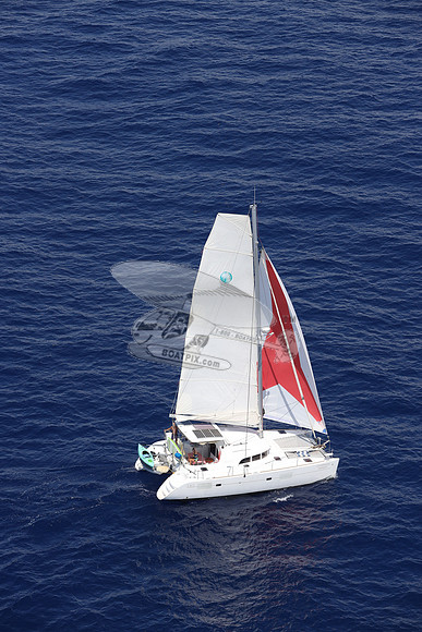 CHAMPAGNE MOMENT.SAIL38.34