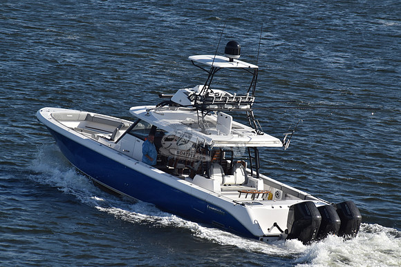 everglades 455 cc.blue hull.2410
