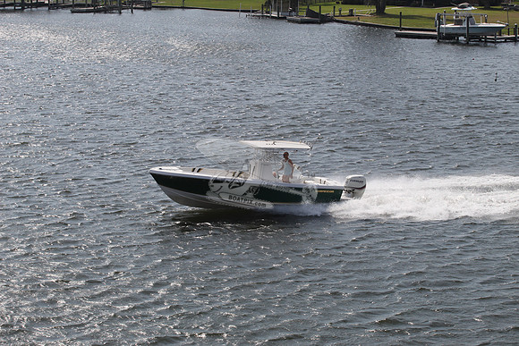 Competition.green.evinrude.08