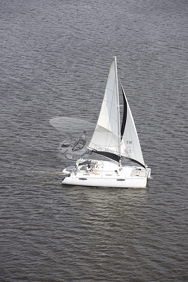 00000.CATAMARAN.075