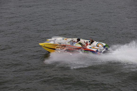 Advantage Boats.yellow.orange.red.blue.green.03