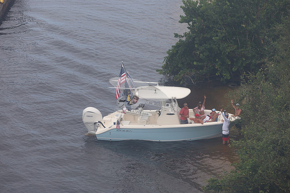 COBIA ANCHORED.4