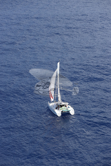 CHAMPAGNE MOMENT.SAIL38.15