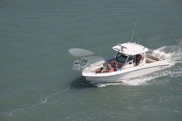 best whaler.350 Outrage.02