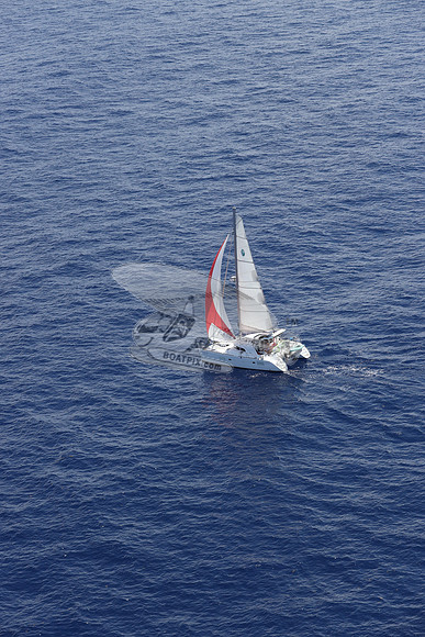CHAMPAGNE MOMENT.SAIL38.11