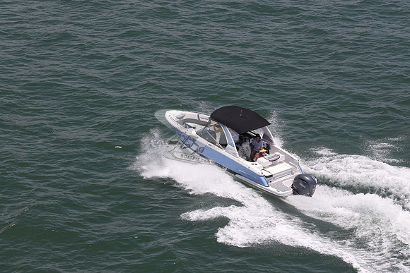 chaparral.blue.bowrider.05