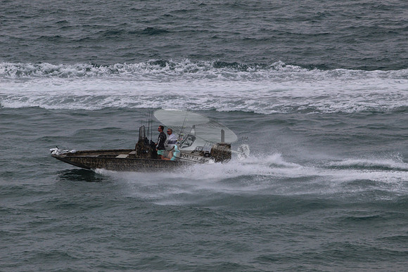 camo boat.camo outboard.2