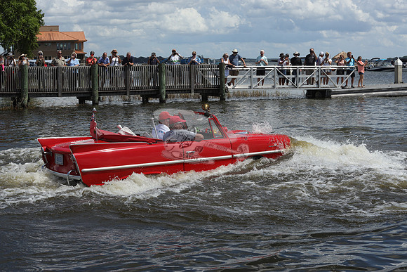 2H1501.AMPHICAR.RED.06
