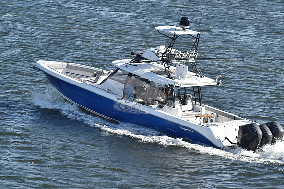 everglades 455 cc.blue hull.2411
