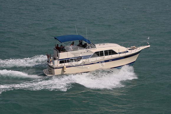 catalina 350.blue bimini.0658