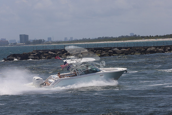 BUSTIN WAVES II.DEERFIELD BCH FL.07