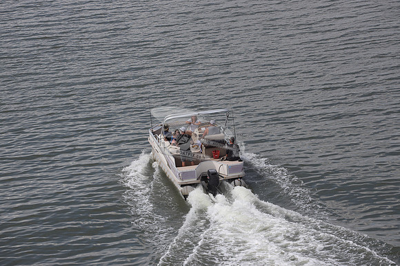 DL1426V.04