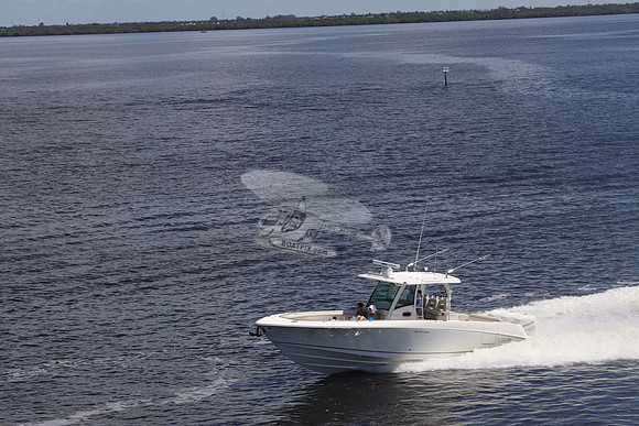 boston whaler.350 outrage.3 merc.26