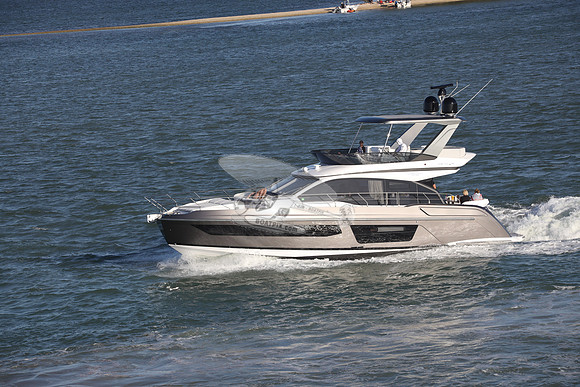 azimut.3400