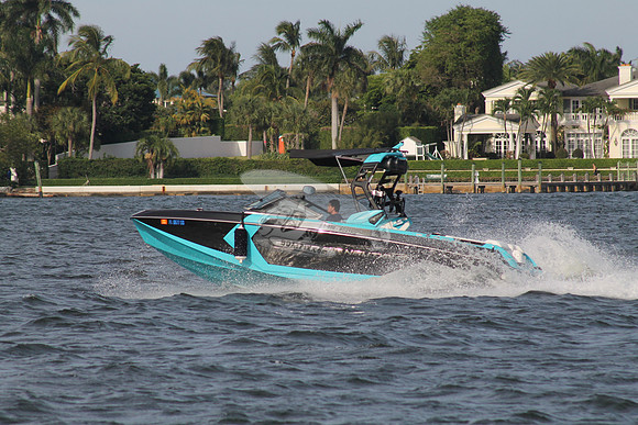 FL0677SS.2307