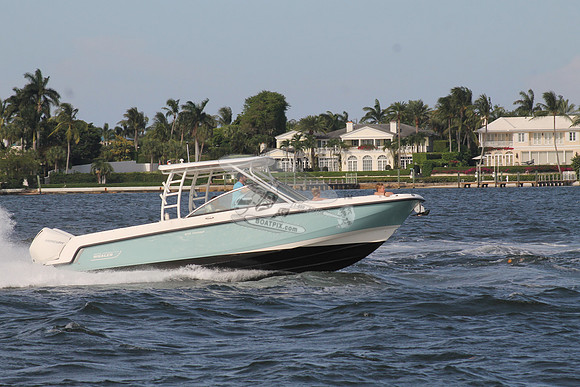 BOSTONWHALER27.LT BLUE.01
